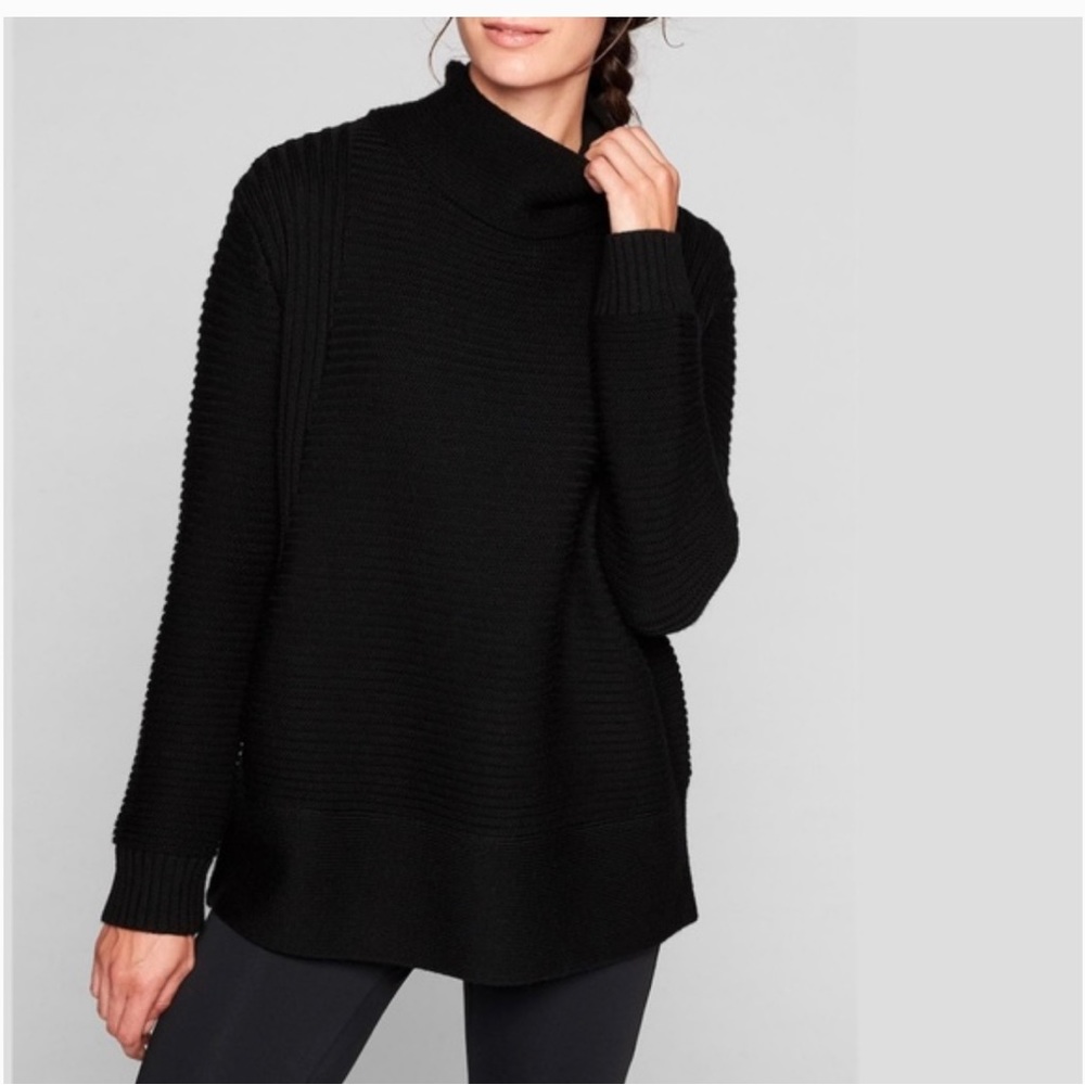 ATHLETA 100% merino wool sweater with mock neckline. Size Large